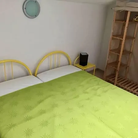 Maison De Holiday home Aubignan